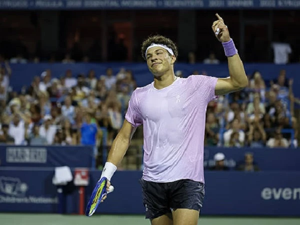 Jumpa Di Toronto, Ben Shelton Pertahankan Dominasi Atas Brandon Nakashima