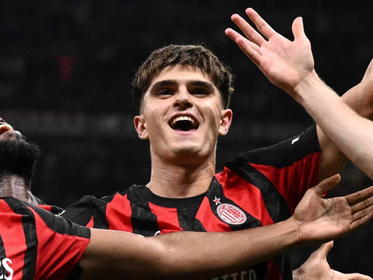 Bartesaghi Bersinar di San Siro, Dua Gol Pemain Muda Selamatkan Milan dari Kekalahan