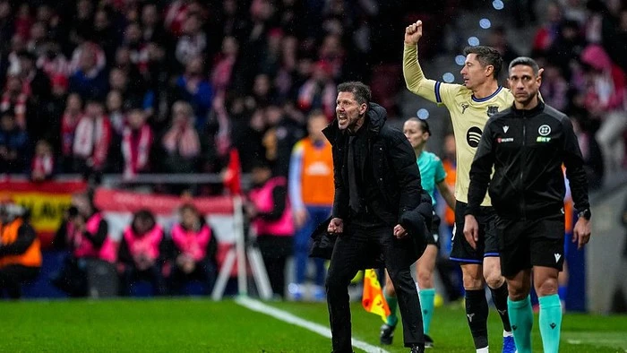 Simeone Tepati Janji, Atletico Hajar Barca 4-0